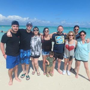 Meet your Posher, Joy